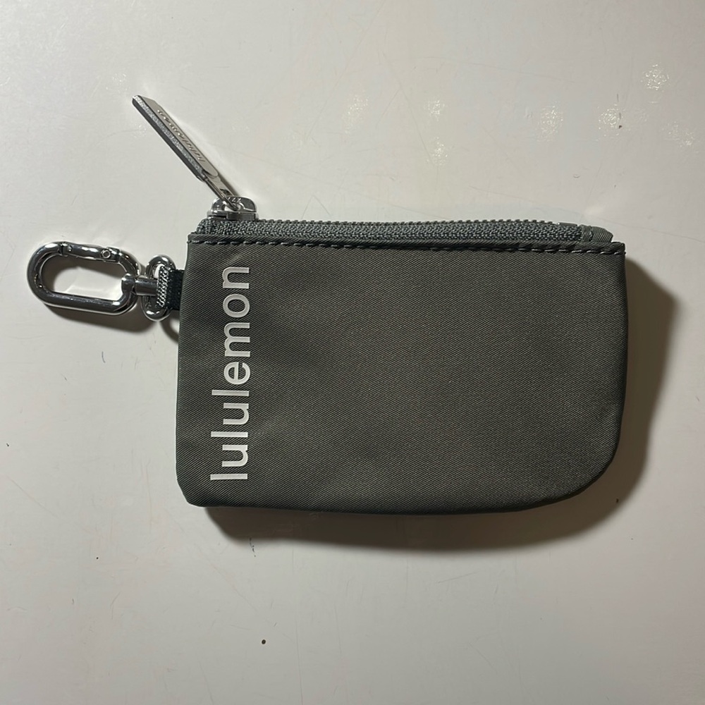 lululemon Clippable Card Pouch / Coin Purse - Army Green